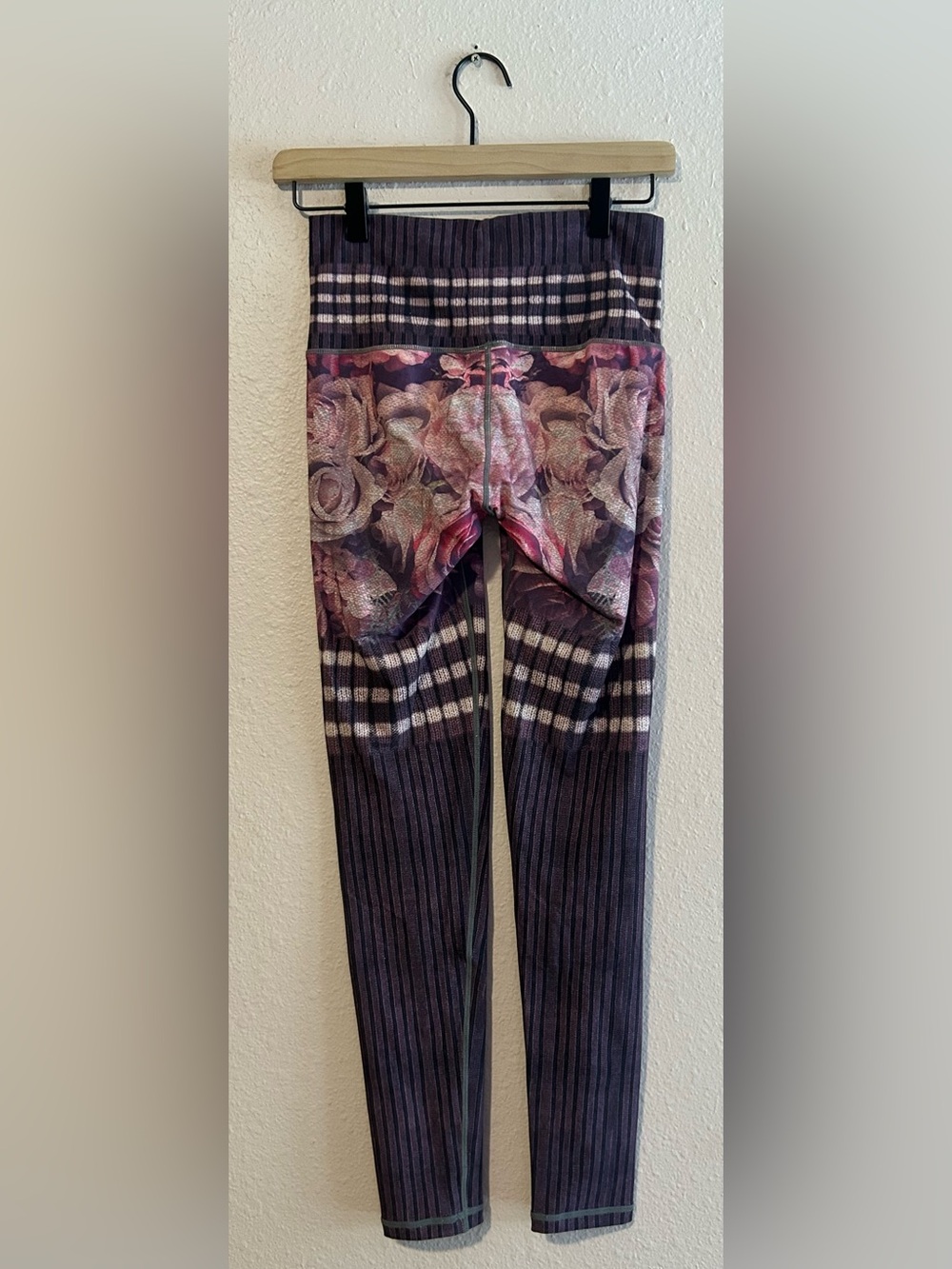EUC Niyama Sol In Bloom Legging - Picture 13 of 17